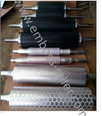 Handmatige reliëfrol 600-1600mm Lasergegraveerd HV1100/HRC62